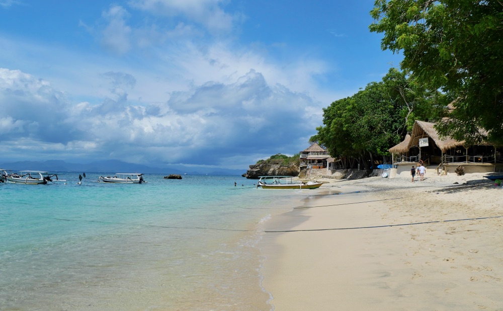 Nusa-Lembongan-mushroom-bay