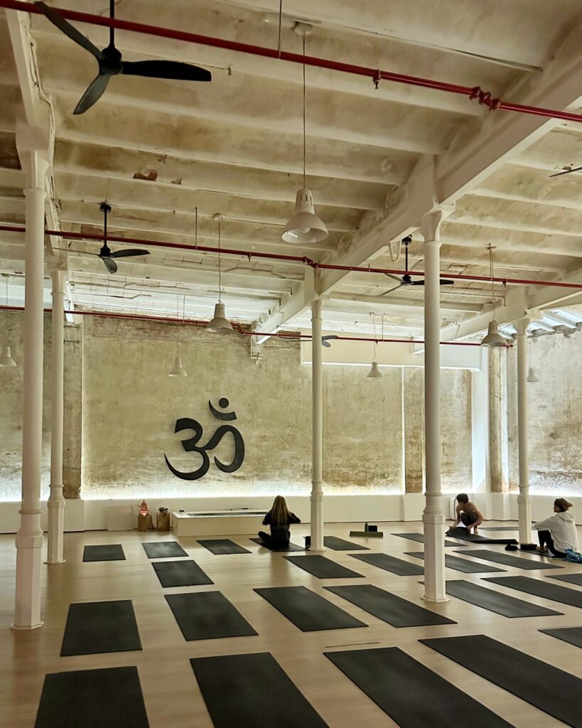 yoga-a-barcelone-yoga-one
